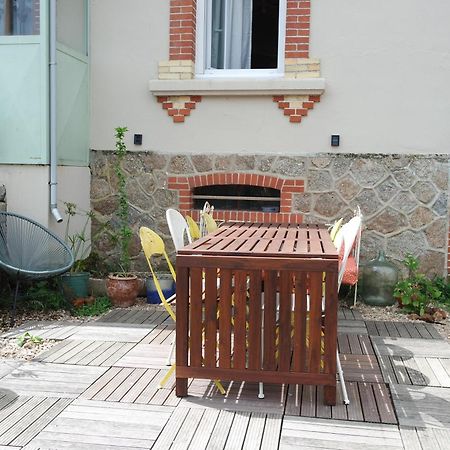 Domaine Du Pavillon Gite 15 Personnes Issy-l'Eveque エクステリア 写真