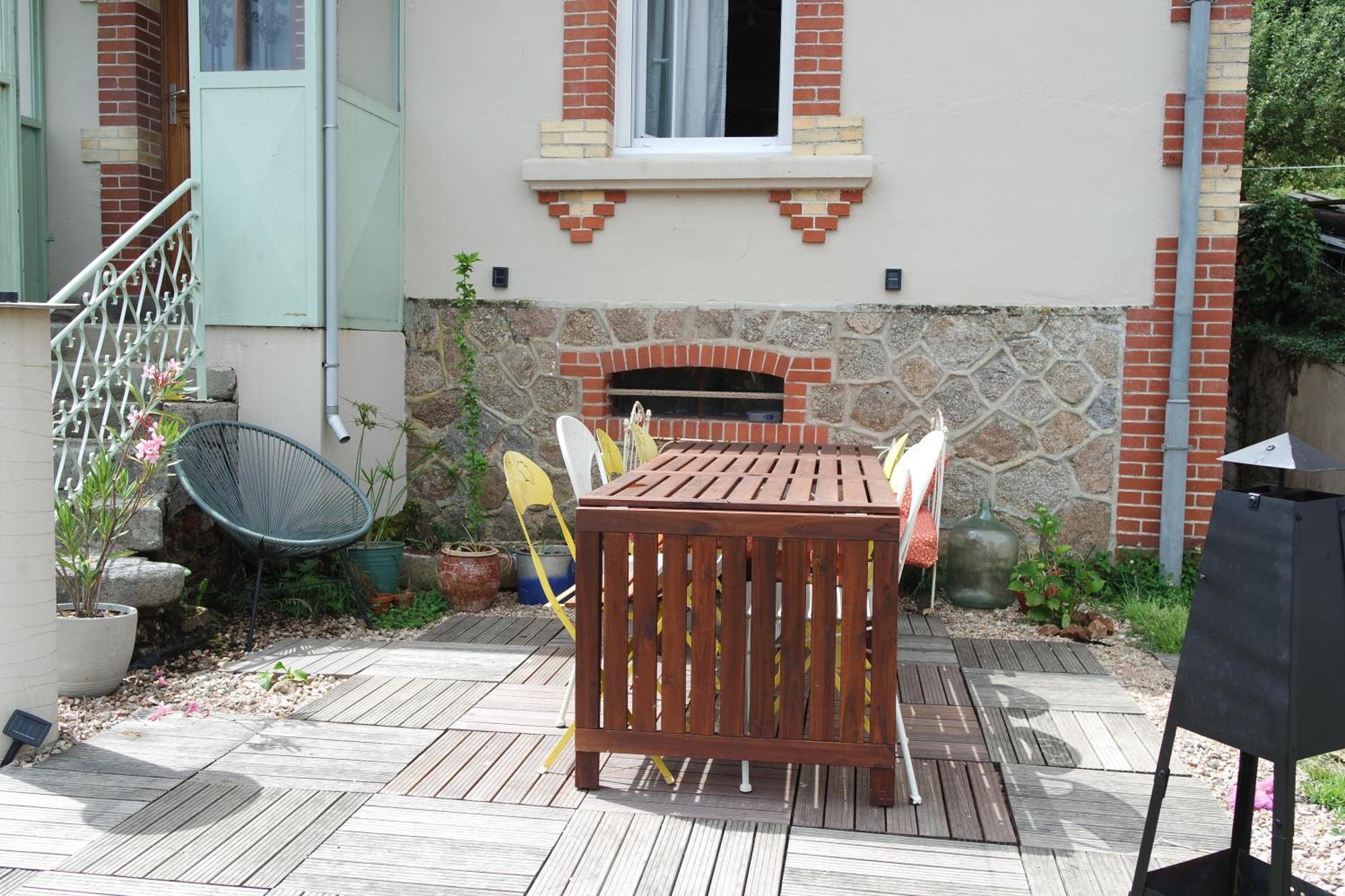 Domaine Du Pavillon Gite 15 Personnes Issy-l'Eveque エクステリア 写真